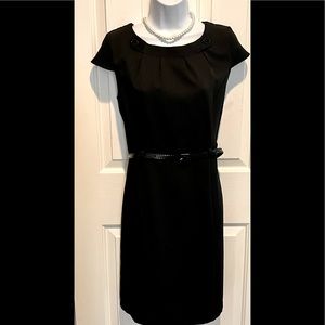 Vior Vior Classic Black Belted Dress!